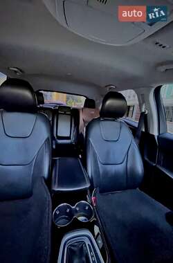 Внедорожник / Кроссовер Ford Edge 2017 в 