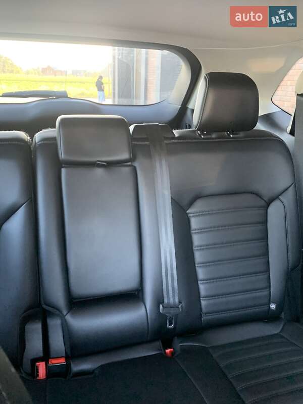 Позашляховик / Кросовер Ford Edge 2019 в Чернівцях