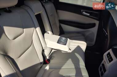 Позашляховик / Кросовер Ford Edge 2020 в 
