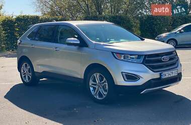 Внедорожник / Кроссовер Ford Edge 2017 в 