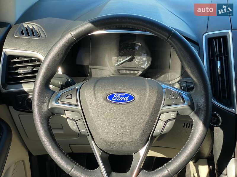 Внедорожник / Кроссовер Ford Edge 2017 в Ровно