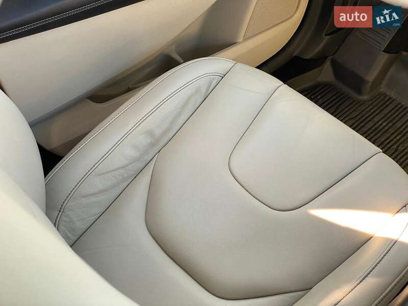 Внедорожник / Кроссовер Ford Edge 2017 в Ровно