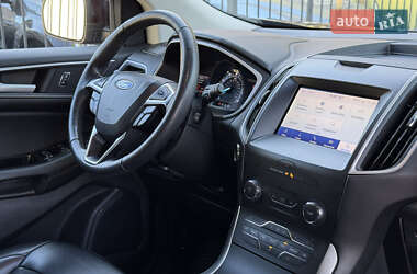 Позашляховик / Кросовер Ford Edge 2020 в 