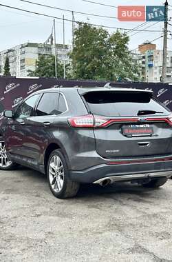 Внедорожник / Кроссовер Ford Edge 2017 в 