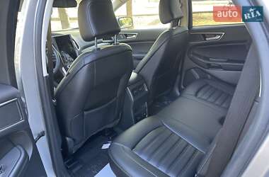 Позашляховик / Кросовер Ford Edge 2021 в 