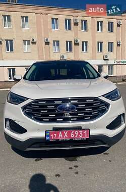 Внедорожник / Кроссовер Ford Edge 2019 в 