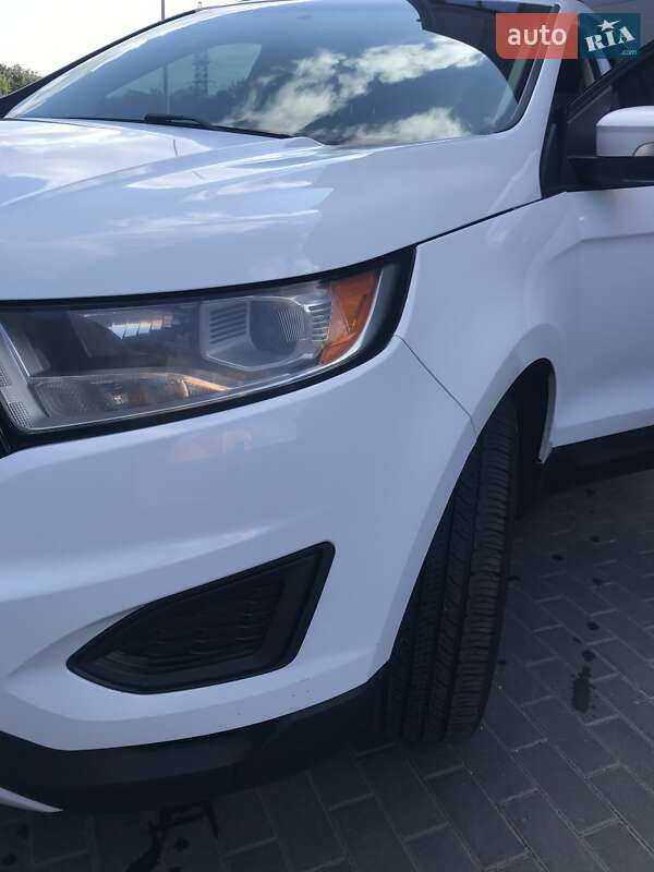 Позашляховик / Кросовер Ford Edge 2015 в Києві