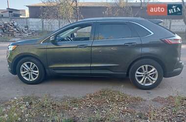 Внедорожник / Кроссовер Ford Edge 2020 в 