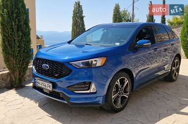 Внедорожник / Кроссовер Ford Edge 2020 в 