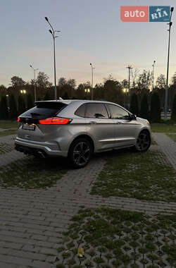 Внедорожник / Кроссовер Ford Edge 2019 в 