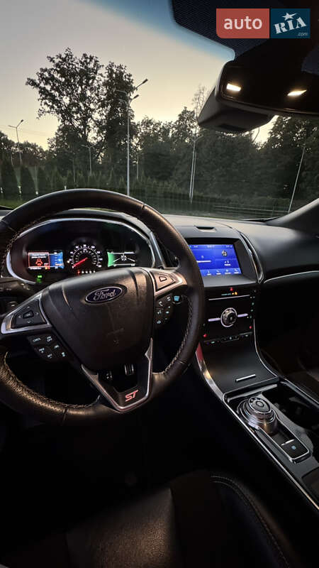 Позашляховик / Кросовер Ford Edge 2019 в Харкові