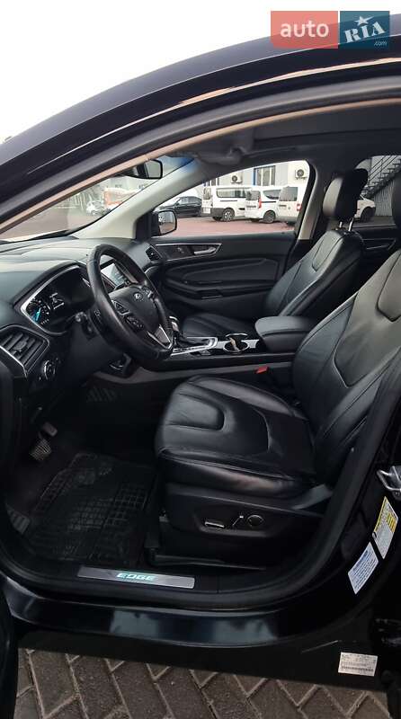 Внедорожник / Кроссовер Ford Edge 2016 в Ровно
