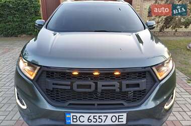 Позашляховик / Кросовер Ford Edge 2015 в 