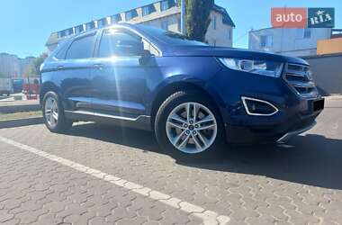 Внедорожник / Кроссовер Ford Edge 2016 в 