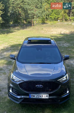 Позашляховик / Кросовер Ford Edge 2019 в Кременці