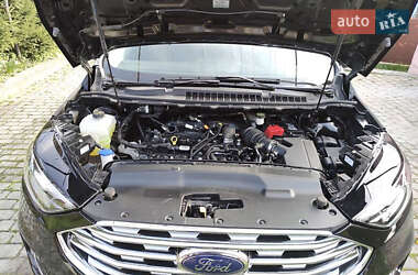 Внедорожник / Кроссовер Ford Edge 2020 в 