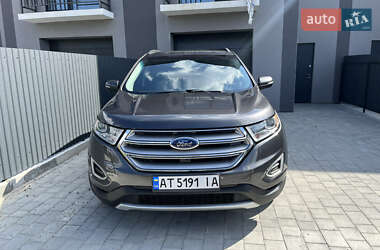 Позашляховик / Кросовер Ford Edge 2017 в 