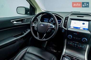 Позашляховик / Кросовер Ford Edge 2020 в 