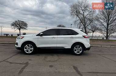 Позашляховик / Кросовер Ford Edge 2020 в 