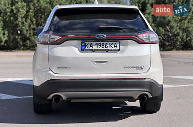 Позашляховик / Кросовер Ford Edge 2016 в 