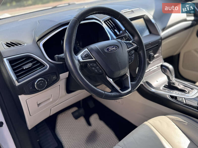 Внедорожник / Кроссовер Ford Edge 2016 в Киеве