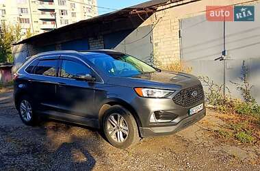 Внедорожник / Кроссовер Ford Edge 2019 в 