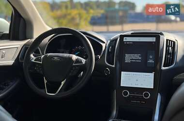 Внедорожник / Кроссовер Ford Edge 2021 в 