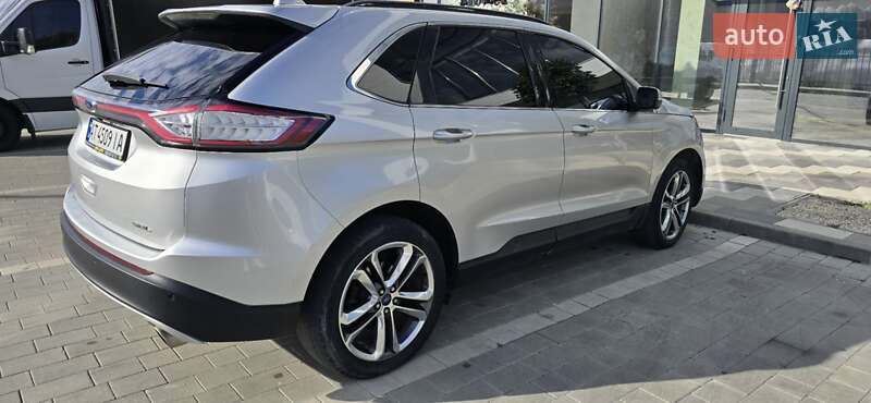 Внедорожник / Кроссовер Ford Edge 2016 в Ивано-Франковске