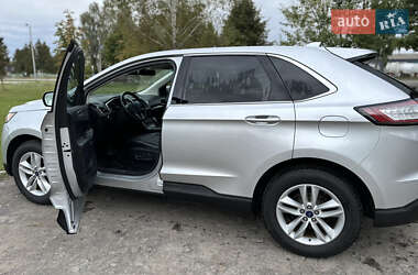 Внедорожник / Кроссовер Ford Edge 2018 в 