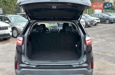 Внедорожник / Кроссовер Ford Edge 2019 в 