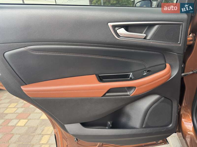 Позашляховик / Кросовер Ford Edge 2016 в Миколаєві