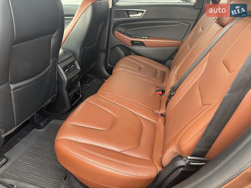 Позашляховик / Кросовер Ford Edge 2016 в Миколаєві