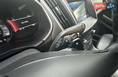 Внедорожник / Кроссовер Ford Edge 2019 в 