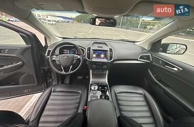 Внедорожник / Кроссовер Ford Edge 2019 в 