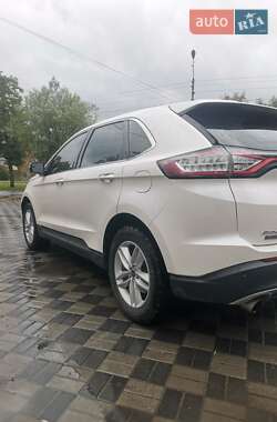 Позашляховик / Кросовер Ford Edge 2018 в 
