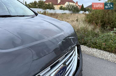 Внедорожник / Кроссовер Ford Edge 2021 в 