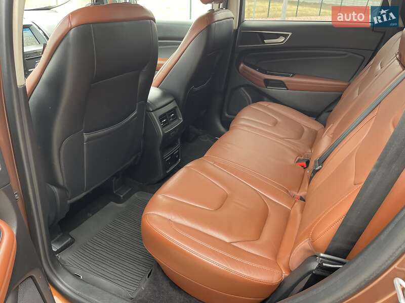 Позашляховик / Кросовер Ford Edge 2016 в Миколаєві
