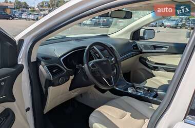 Внедорожник / Кроссовер Ford Edge 2019 в 
