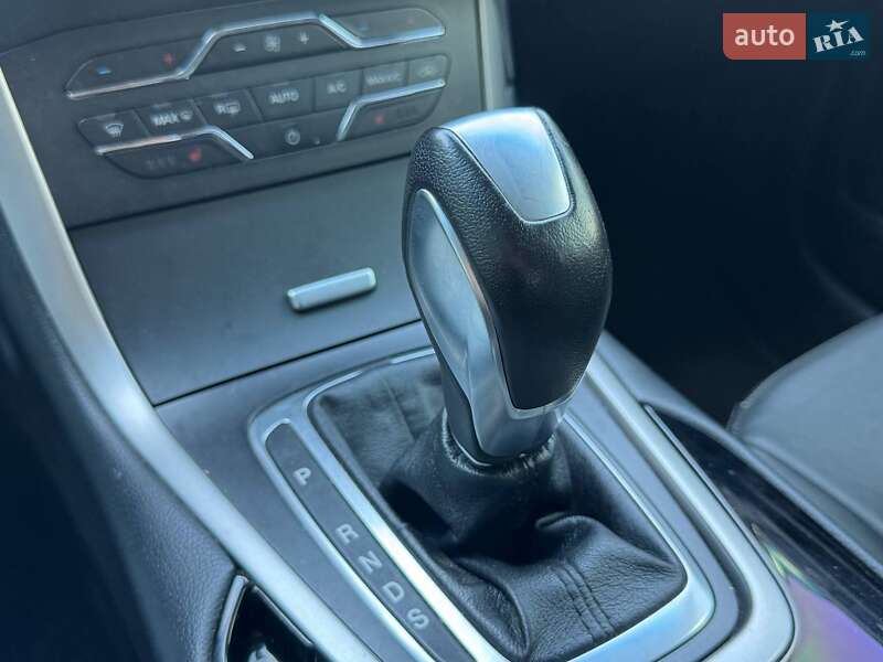 Позашляховик / Кросовер Ford Edge 2018 в Києві