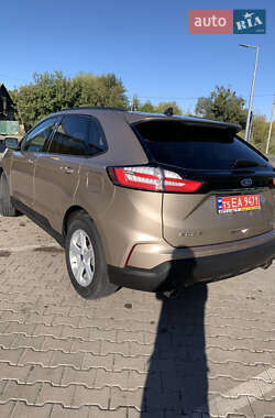 Внедорожник / Кроссовер Ford Edge 2020 в 