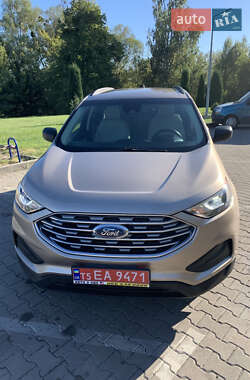 Внедорожник / Кроссовер Ford Edge 2020 в 
