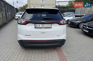 Внедорожник / Кроссовер Ford Edge 2015 в 
