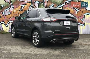 Позашляховик / Кросовер Ford Edge 2017 в 