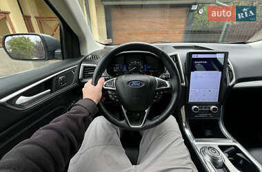 Внедорожник / Кроссовер Ford Edge 2022 в 