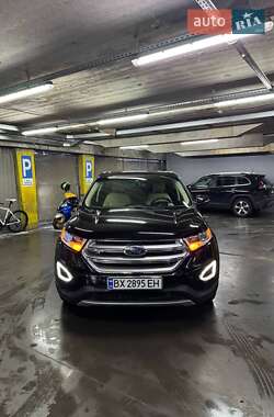 Внедорожник / Кроссовер Ford Edge 2017 в 