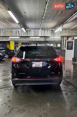 Внедорожник / Кроссовер Ford Edge 2017 в 