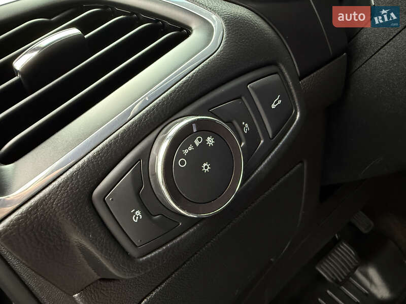 Внедорожник / Кроссовер Ford Edge 2018 в Дрогобыче фото 29 Внедорожник / Кроссовер Ford Edge 2018 в Дрогобыче