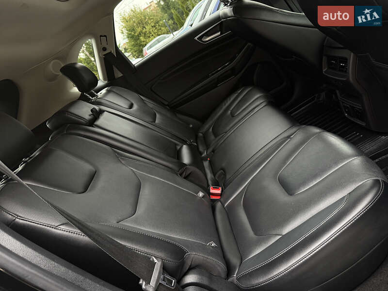 Внедорожник / Кроссовер Ford Edge 2018 в Дрогобыче фото 40 Внедорожник / Кроссовер Ford Edge 2018 в Дрогобыче