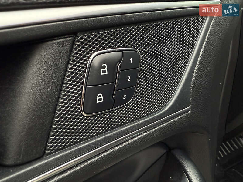 Внедорожник / Кроссовер Ford Edge 2018 в Дрогобыче фото 27 Внедорожник / Кроссовер Ford Edge 2018 в Дрогобыче