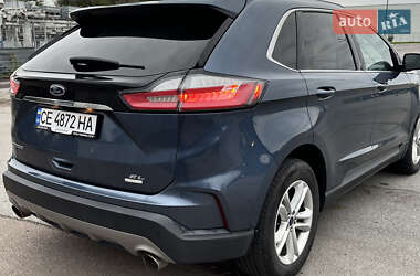 Позашляховик / Кросовер Ford Edge 2019 в 